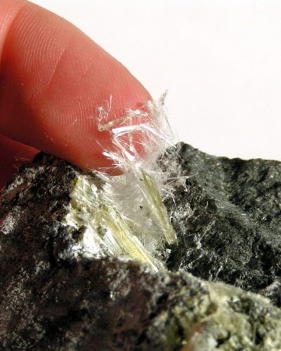 Asbestos fibers