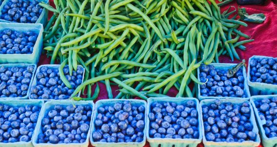 Green beans and blueberries