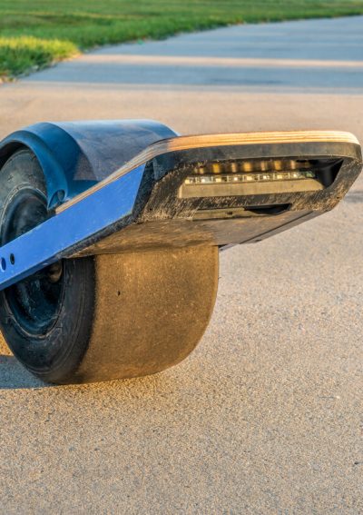 onewheel-on-sidewalk