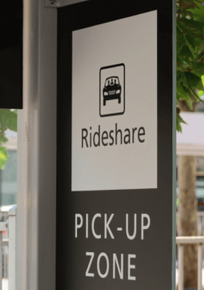 rideshare-pickup-zone-sign