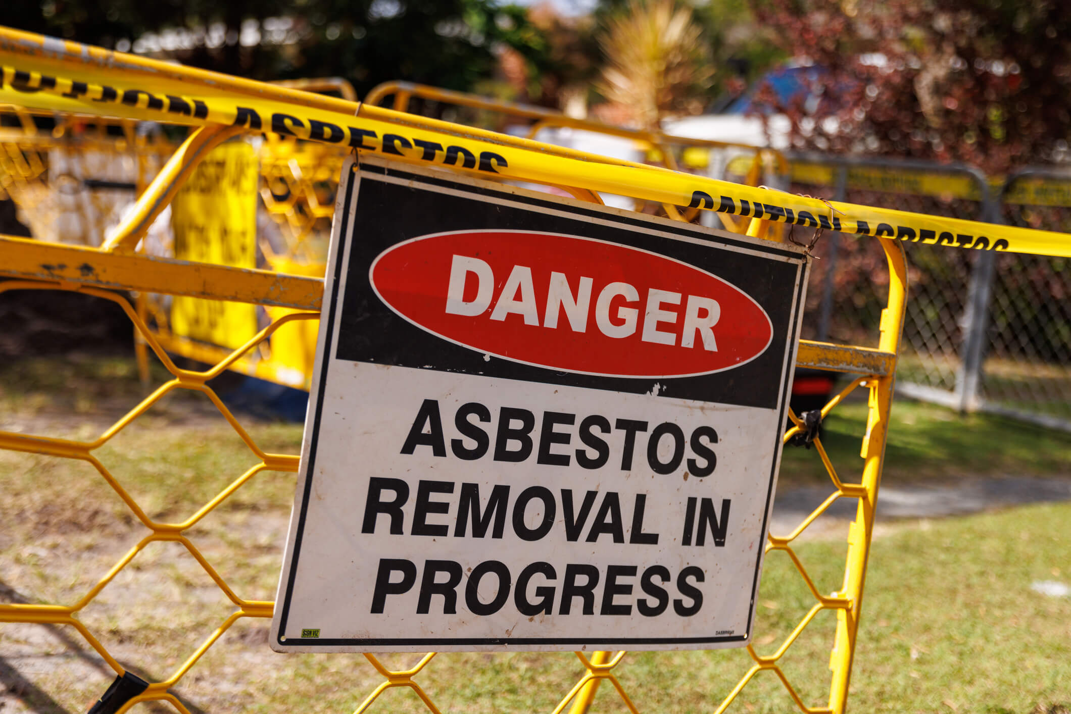 Asbestos removal sign