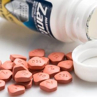 Zantac tablets with ranitidine